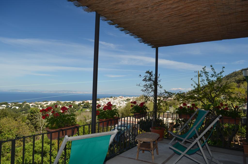 Le Ginestre Di Capri Bb & Holiday House Anacapri  Bagian luar foto