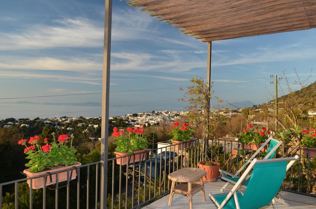 Le Ginestre Di Capri Bb & Holiday House Anacapri  Bagian luar foto
