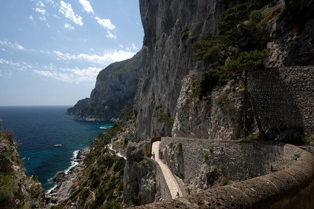 Le Ginestre Di Capri Bb & Holiday House Anacapri  Bagian luar foto