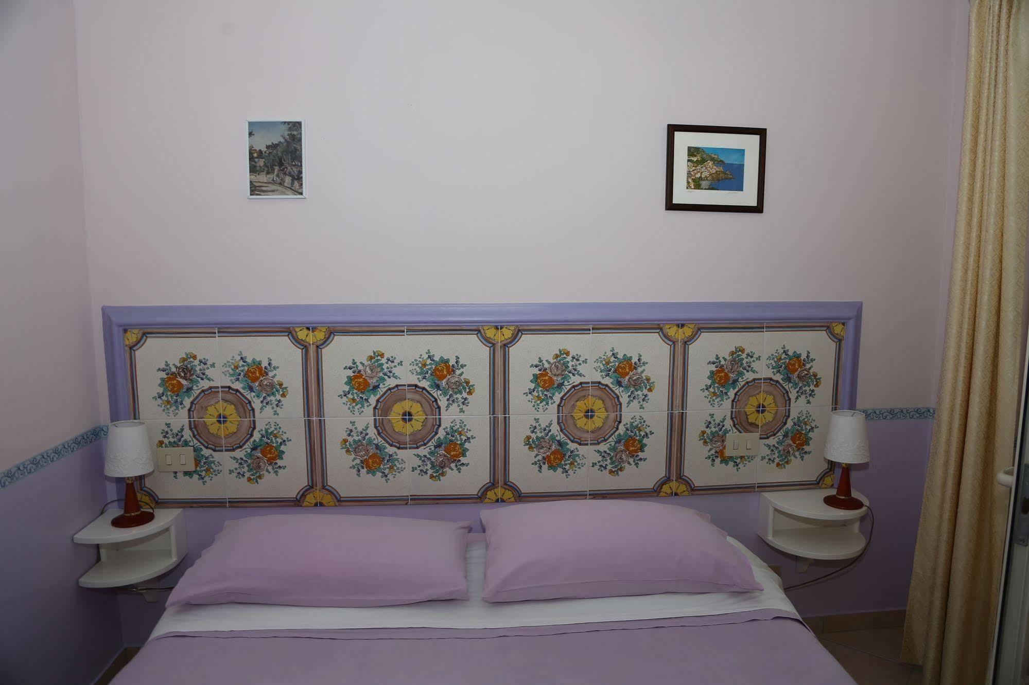 Le Ginestre Di Capri Bb & Holiday House Anacapri  Bagian luar foto